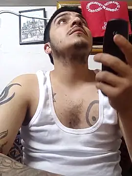 Snapshot of Kadir1320@xh chatting on 02.27.26 Kadir1320xh online show from 02.27.26