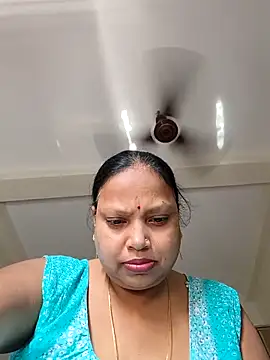 Snapshot of Arohi35 chatting on 09.10.25 Arohi35 online show from 09.10.25