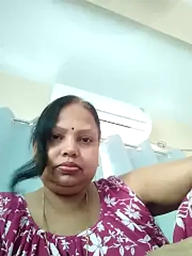 Snapshot of Arohi35 chatting on 05.18.26 Arohi35 online show from 05.18.26