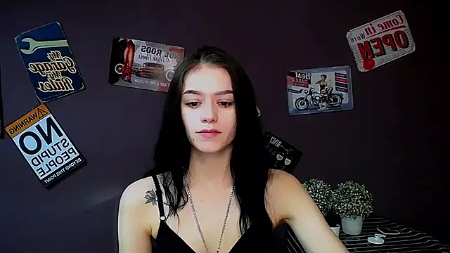 LanaTey online show from 03.22.25