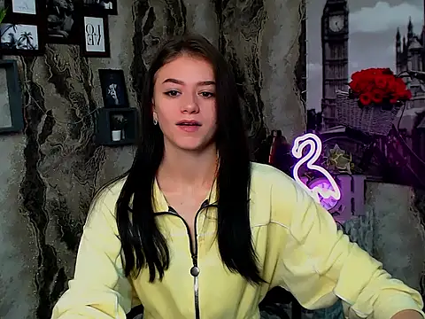 LanaTey online show from 10.14.25