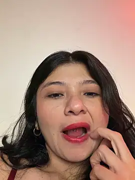 Snapshot of Guadalupe_Lopez chatting on 05.06.26 Guadalupe Lopez online show from 05.06.26