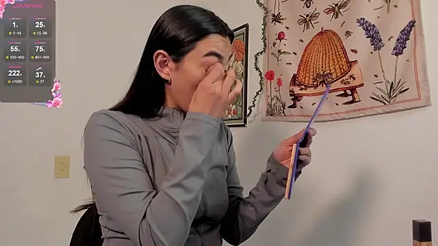 Gabee7  online show from 10.27.25