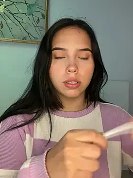 LunaCandy  online show from 03.18.25