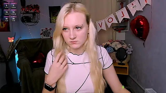 madam uliis online show from 02.16.26