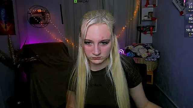 madam uliis online show from 04.02.26