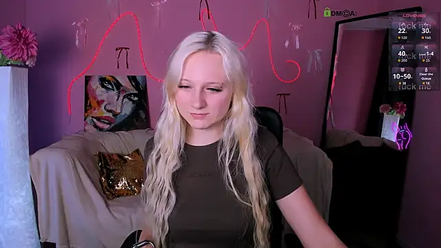 madam uliis online show from 04.13.26