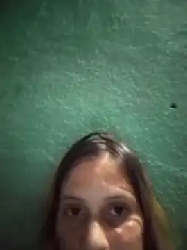 Snapshot of VictoriaLuxe chatting on 10.31.25 VictoriaLuxe online show from 10.31.25