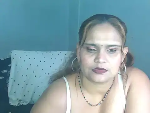 clover cams1874 online show from 11.25.25