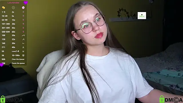 Lilysweet13 online show from 11.06.25