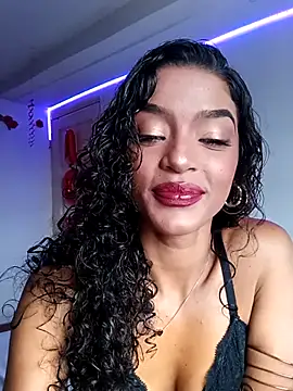 Snapshot of Aphrodite-777 chatting on 04.19.26 Aphrodite-777 online show from 04.19.26