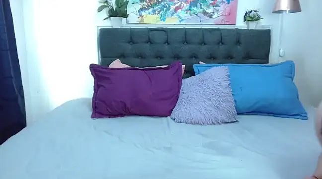 mia velvet1 online show from 03.11.25