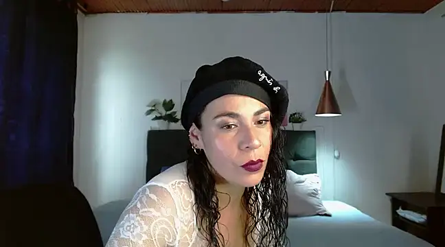 mia velvet1 online show from 03.13.25