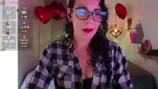 Snapshot of mia_velvet1 chatting on 01.17.26 mia velvet1 online show from 01.17.26