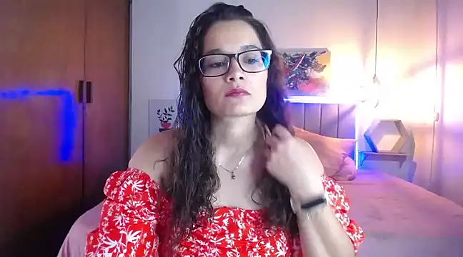 Rose Thompson1 online show from 03.12.25