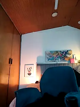 Rose Thompson1 online show from 10.03.25