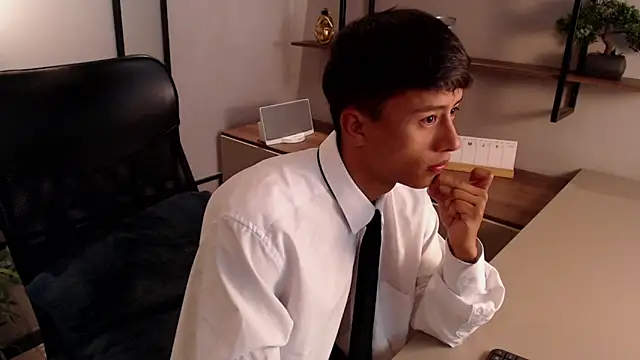 labrinthteasing online show from 03.17.25