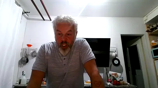 Snapshot of Berg_Boy chatting on 06.01.26 Berg Boy online show from 06.01.26