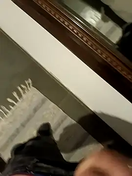 Snapshot of Chyste02 chatting on 04.01.26 Chyste02 online show from 04.01.26