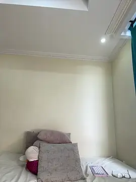 Ivelleee  online show from 01.12.26