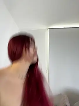 Ivelleee  online show from 04.15.26