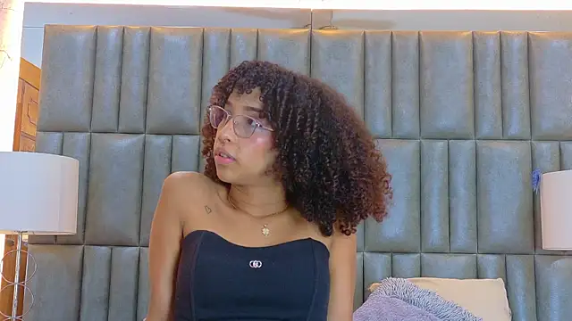 CamilaJohnston online show from 04.07.26