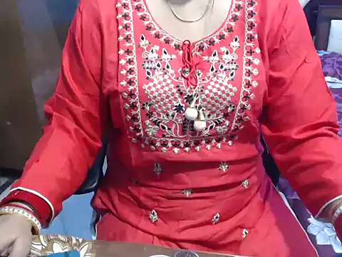Snapshot of Cute_Rashi1 chatting on 03.12.25 Cute Rashi1 online show from 03.12.25