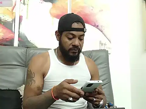 BladeFoxxx1 online show from 11.28.25