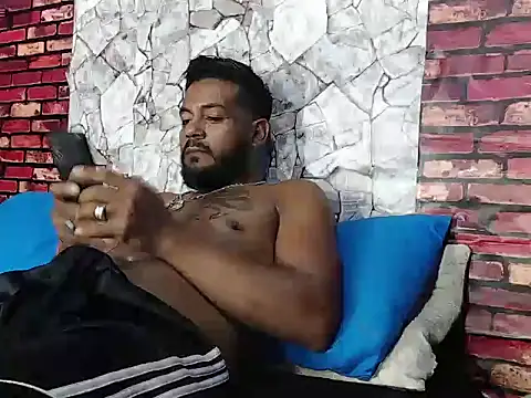 Snapshot of BladeFoxxx1 chatting on 04.20.26 BladeFoxxx1 online show from 04.20.26