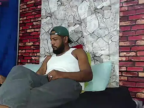 Snapshot of BladeFoxxx1 chatting on 05.18.26 BladeFoxxx1 online show from 05.18.26