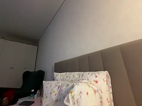 Aliniasky online show from 12.20.25