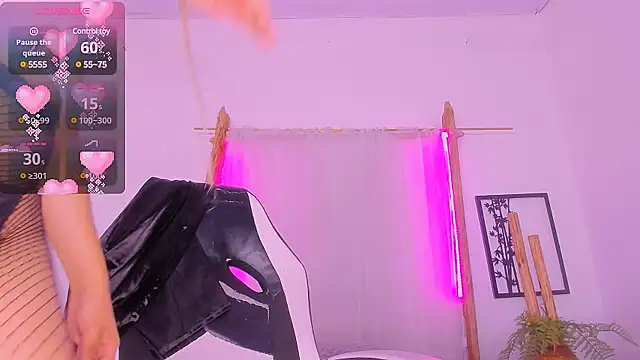 Brithanycullen online show from 03.22.25