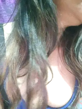 Snapshot of Sceduce-rani chatting on 03.21.25 Sceduce-rani online show from 03.21.25