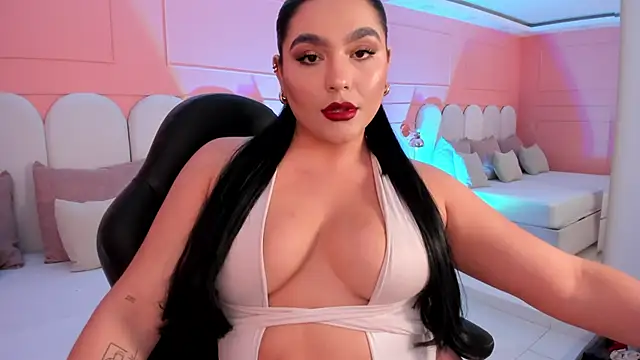 eva sainnt online show from 11.27.25