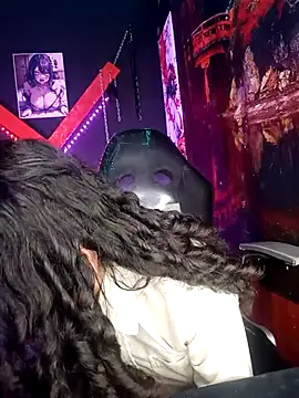 Tracy KS online show from 03.17.25