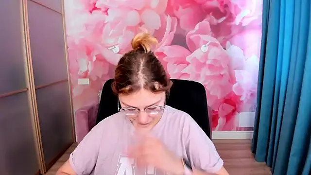 AngelinaLow online show from 03.06.26