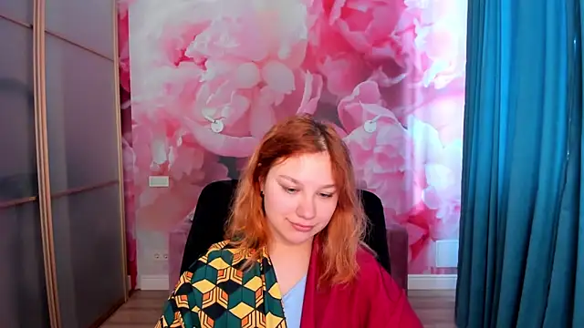 Snapshot of AngelinaLow chatting on 04.26.26 AngelinaLow online show from 04.26.26