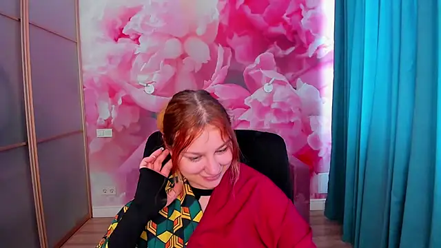 Snapshot of AngelinaLow chatting on 05.09.26 AngelinaLow online show from 05.09.26
