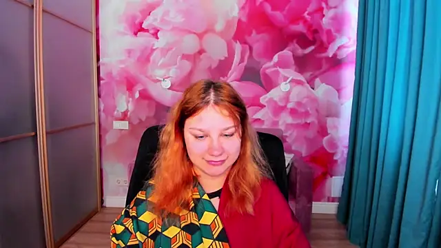 Snapshot of AngelinaLow chatting on 05.12.26 AngelinaLow online show from 05.12.26