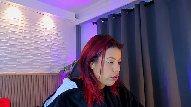 TiffanyWalk online show from 09.15.25