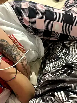 LexieB online show from 11.04.25