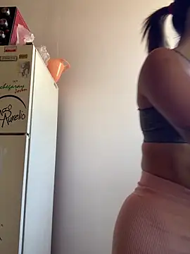 luci brecman online show from 03.19.25