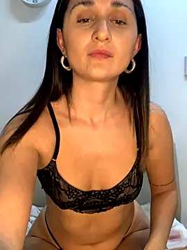 luci brecman online show from 09.13.25