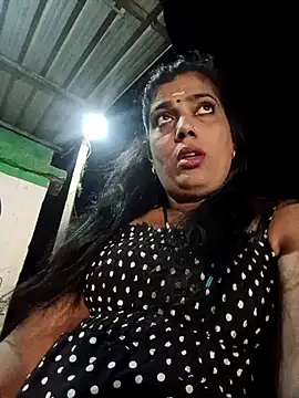 kissmetha online show from 03.04.26