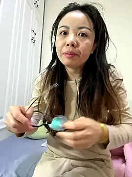 aa520uv online show from 12.20.25