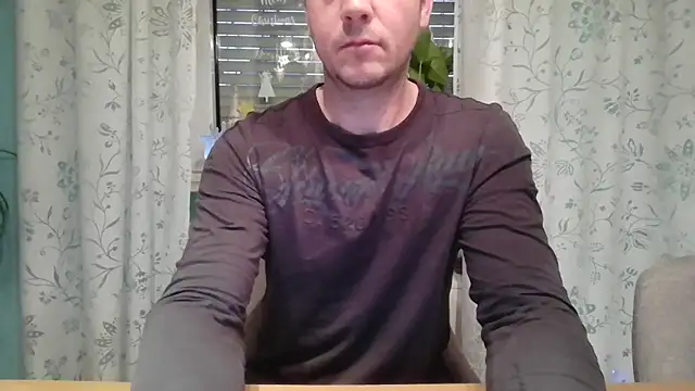 Snapshot of wassermann8484 chatting on 12.22.25 wassermann8484 online show from 12.22.25