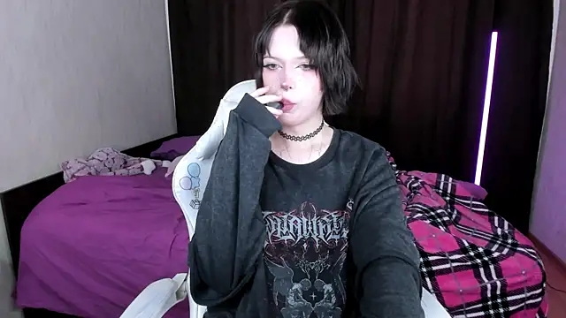 Snapshot of amelia_mays_xx chatting on 09.11.25 amelia mays xx online show from 09.11.25