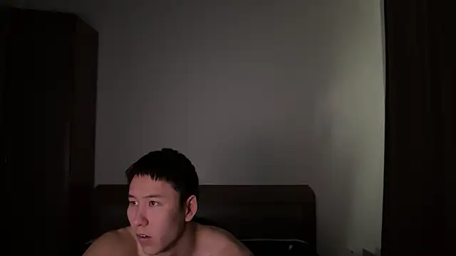 Snapshot of aliktasty chatting on 03.16.25 aliktasty online show from 03.16.25