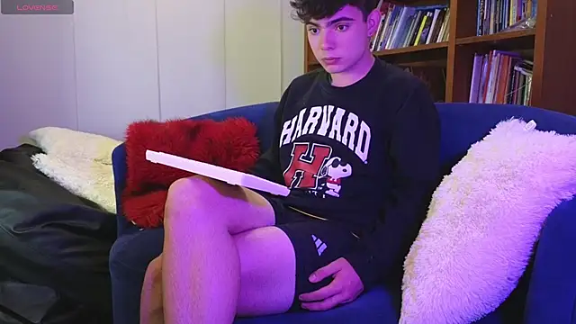 lukeboyce33 online show from 03.26.26