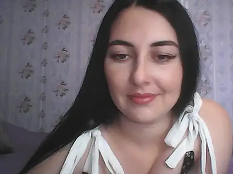 DaryaMens online show from 10.17.25